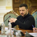 Зеленський підписав закон про компенсації родинам загиблих у полоні