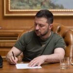 Зеленський підписав закон про виплату грошової допомоги родичам загиблих у полоні: про яку суму йдеться
