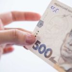 В Україні по-новому “роздаватимуть” 4500 грн: для кого змінилися умови