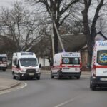 Росіяни вдарили по меблевому магазину в Харкові: вже 6 постраждалих
