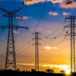 Тарифи на газ та електроенергію в серпні: названо розміри