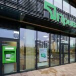 Розкрито зарплати керівників державних банків: космічні суми в “Приваті”, “Ощаді” та інших банках